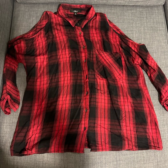 Mavi shirt 🫶🏽 - Picture 1 of 2